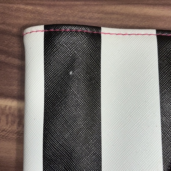 Juicy couture pink tote bag with black and white stripes. - Picture 7 of 16